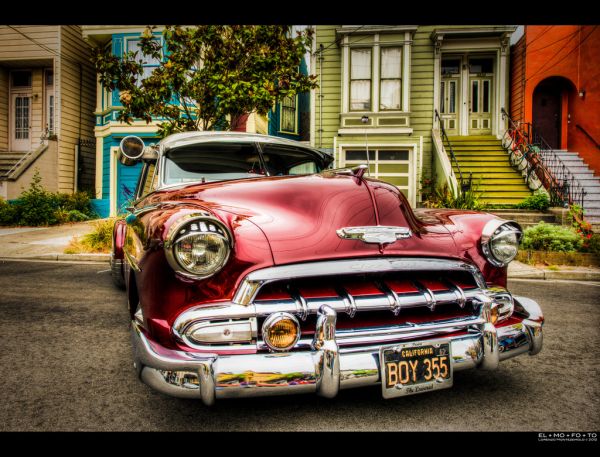 colorful,street,car,red,vehicle,green