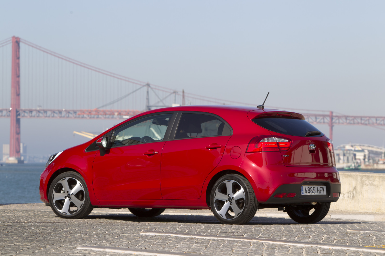 bil, køretøj, 2013, Sedan, Kia, netcarshow, netcar, bil billeder, bil foto, Rio, jord køretøj, automotive exterior, bil make, familie bil, bybil, subcompact bil, midten størrelse bil, SuperMini, Kia Motors, Kia Cerato, kia forte