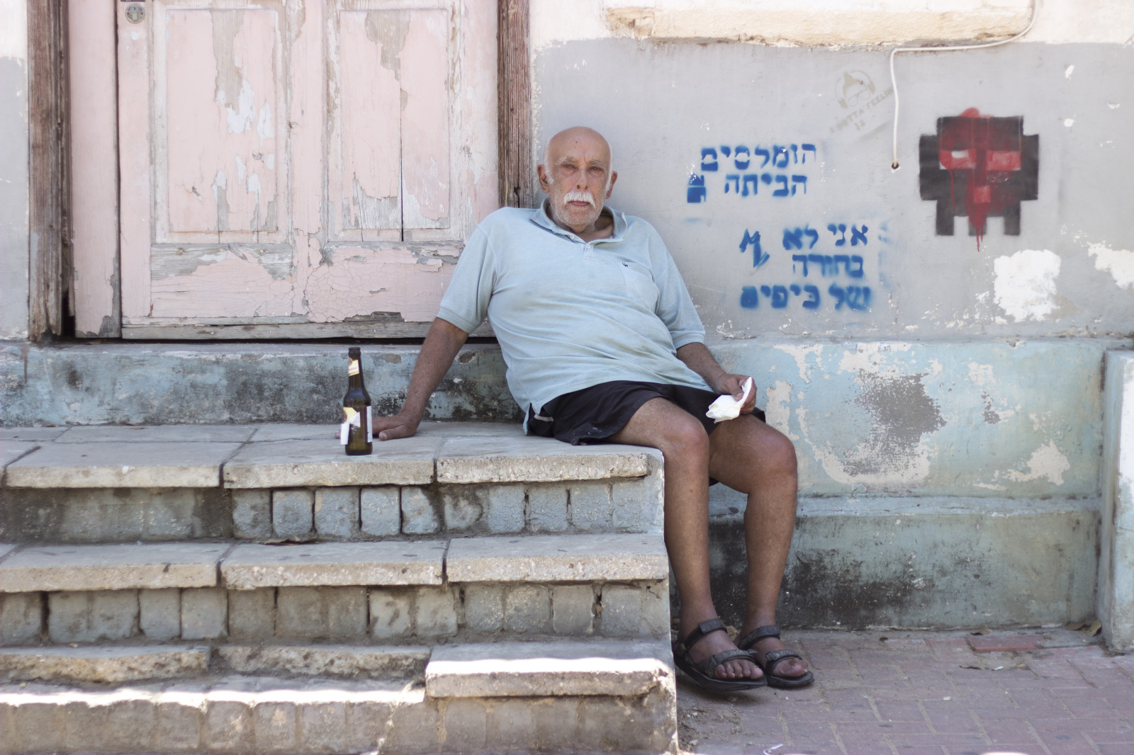 ถนน, เมือง, บ้าน, ชาย, เบียร์, บันได, กราฟฟิตี, อิสราเอล, นั่ง, โทร, Aviv, ทางเข้า, Tlv