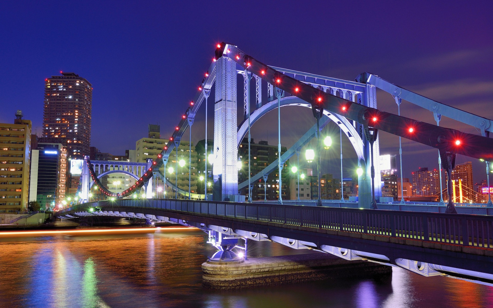 แนวนอน, เมือง, cityscape, กลางคืน, การสะท้อน, เส้นขอบฟ้า, ตอนเย็น, สะพาน, พลบค่ำ, ตัวเมือง, สถานที่สำคัญ, ทางน้ำ, ปริมณฑล, โครงสร้าง nonbuilding