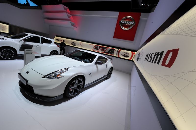 auto, vozidlo, Nissan, sportovní auto, 2015, výkon auta auto, vozidlo, Nissan, sportovní auto, 2015, výkon auta