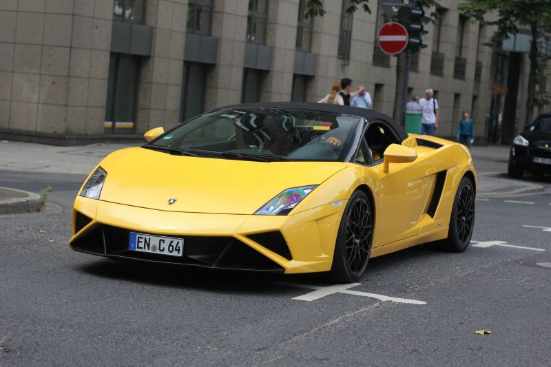 auto, pozemní vozidla, vozidlo, motorové vozidlo, superauto, sportovní auto auto, pozemní vozidla, vozidlo, motorové vozidlo, superauto, sportovní auto