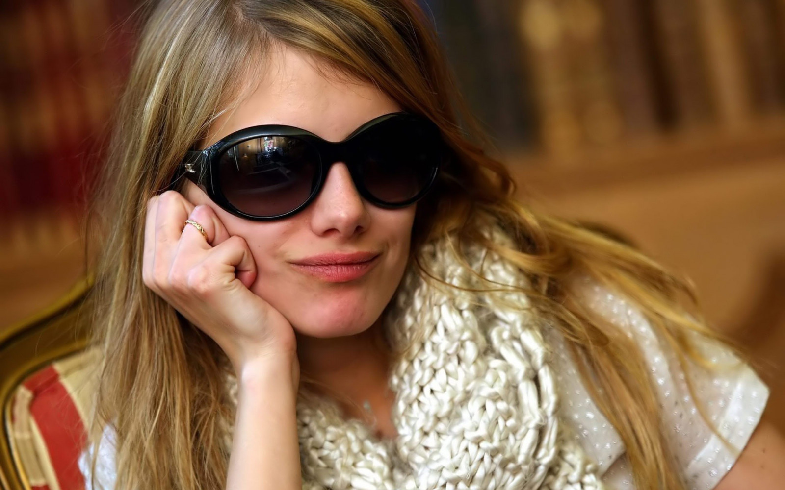 ansigt, Kvinder, model, portræt, langt hår, solbriller, briller, M lanie Laurent, mode, hår, næse, Person, hud, pige, skønhed, smil, øje, kvinde, dame, blond, frisure, portrætfotografering, Photo shoot, brunt hår, menneskehår farve, ansigtsudtryk, mode tilbehør, vision pleje, organ, tæt på, briller