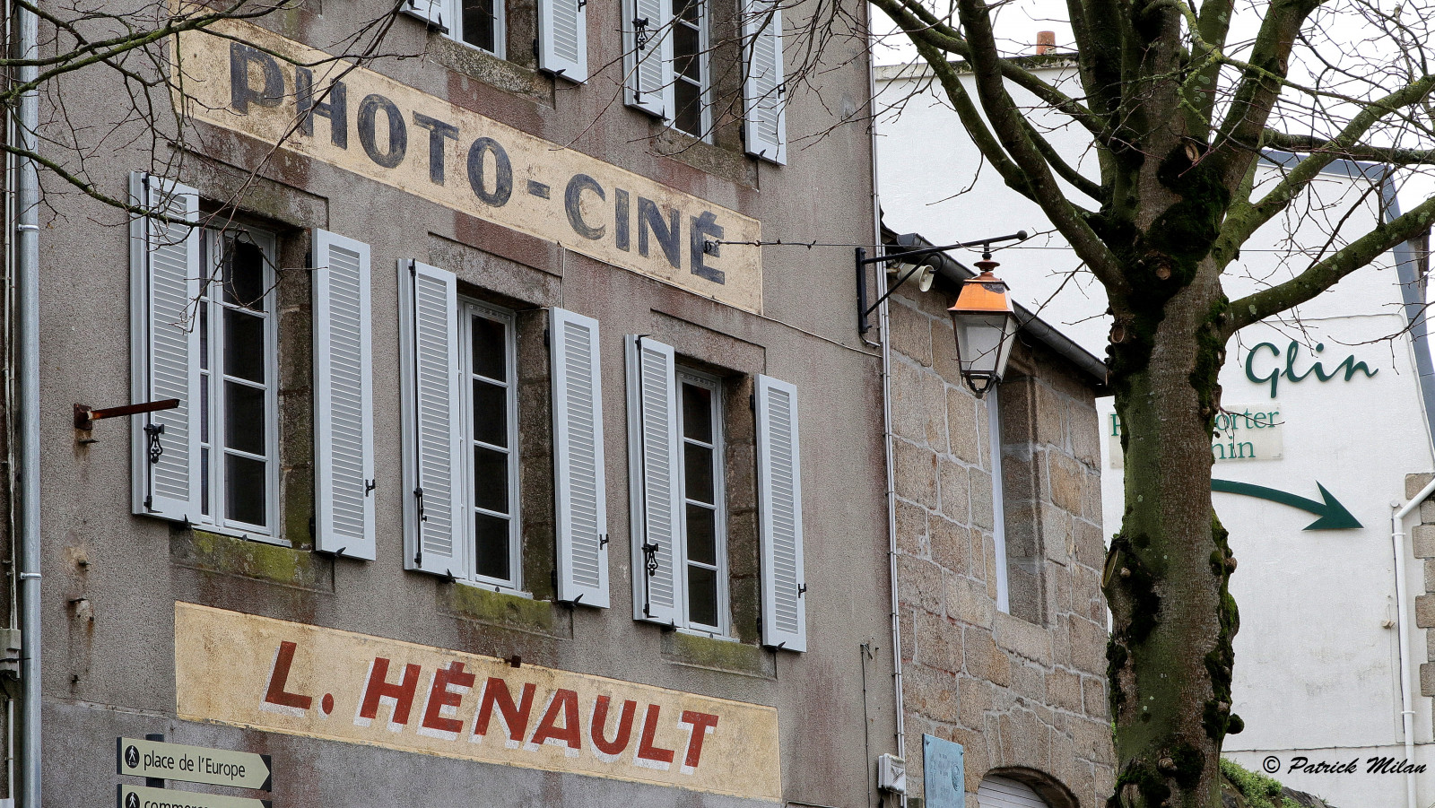 podepsat, označení, Lesneven, vrak, zničený, zlomený, opustit, oubli, zapomenutý, zřícenina, zřícenina, rozklad, starý, Dům, hrad, zámek, vieux