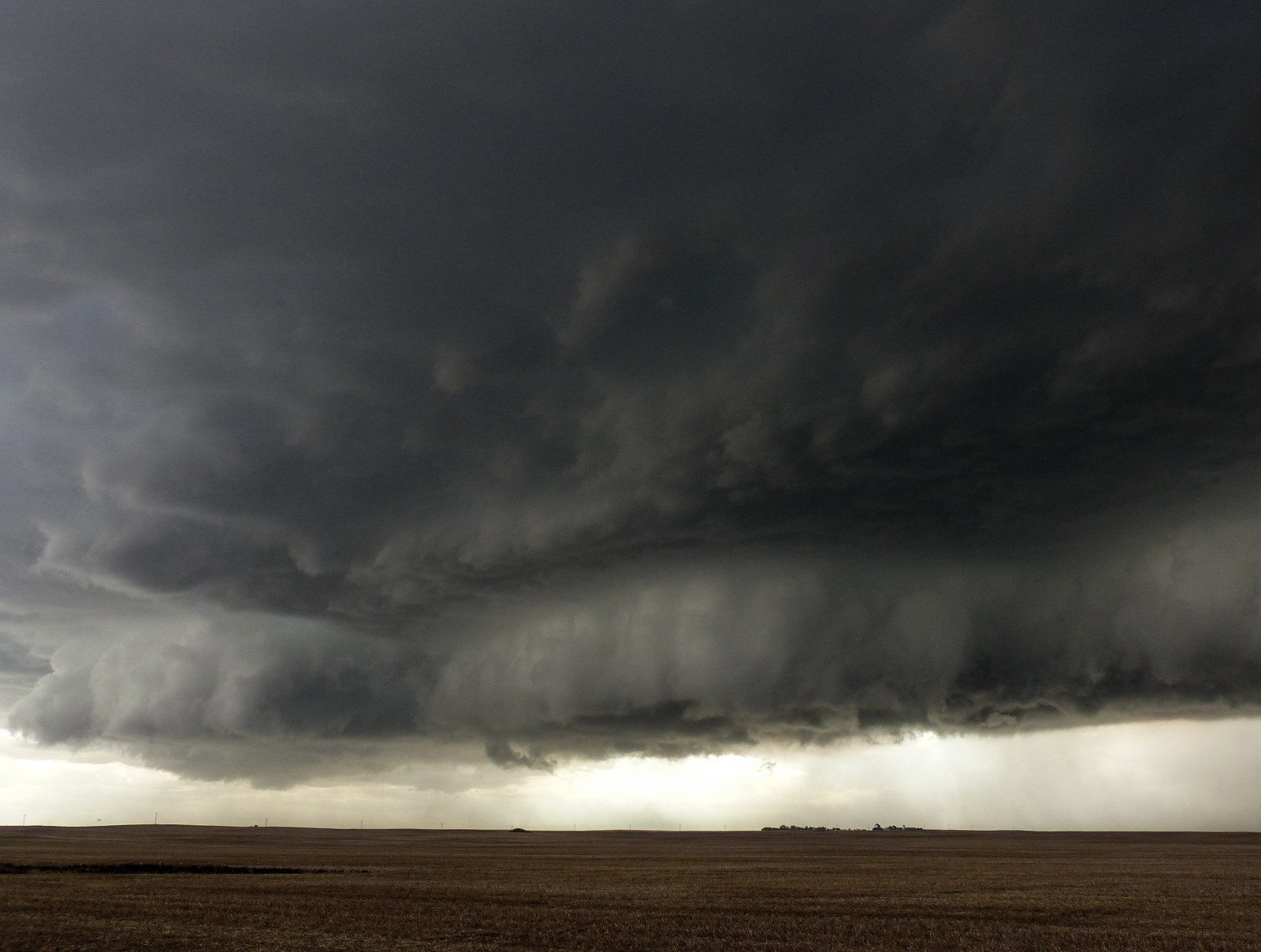 slunečnímu záření, krajina, Příroda, nebe, mraky, Blesk, bouřka, večer, hospodařit, vítr, horizont, atmosféra, Kanada, hrom, Alberta, mrak, scenérie, počasí, prozkoumat, pole, lumix, prostý, kroupy, během dne, silné větry, stormclouds, fz200, meteorologický jev, kupa, zlověstný, jev, ekoregion, annkelliott, anneelliott, shelfcloud, southernalberta, majorstorm, Mesocyklonu, Těžké bouřky, Nearskiff, Ohrožení, Zajímavost299, Explore2014september13