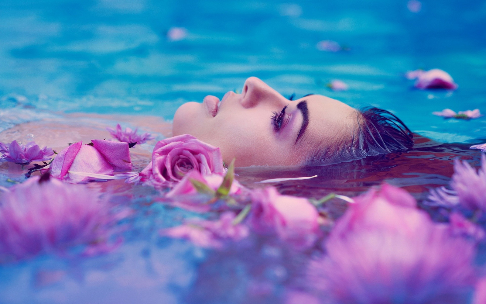 Yüz, Güneş ışığı, Kadınlar, Su, Fotoğraf, mavi, sualtı, ıslak saç, pembe, duygu, renk, çiçek, güzellik, göz, Yaprakları, Bilgisayarın duvar kağıdı, kapatmak, Makro fotoğrafçılığı