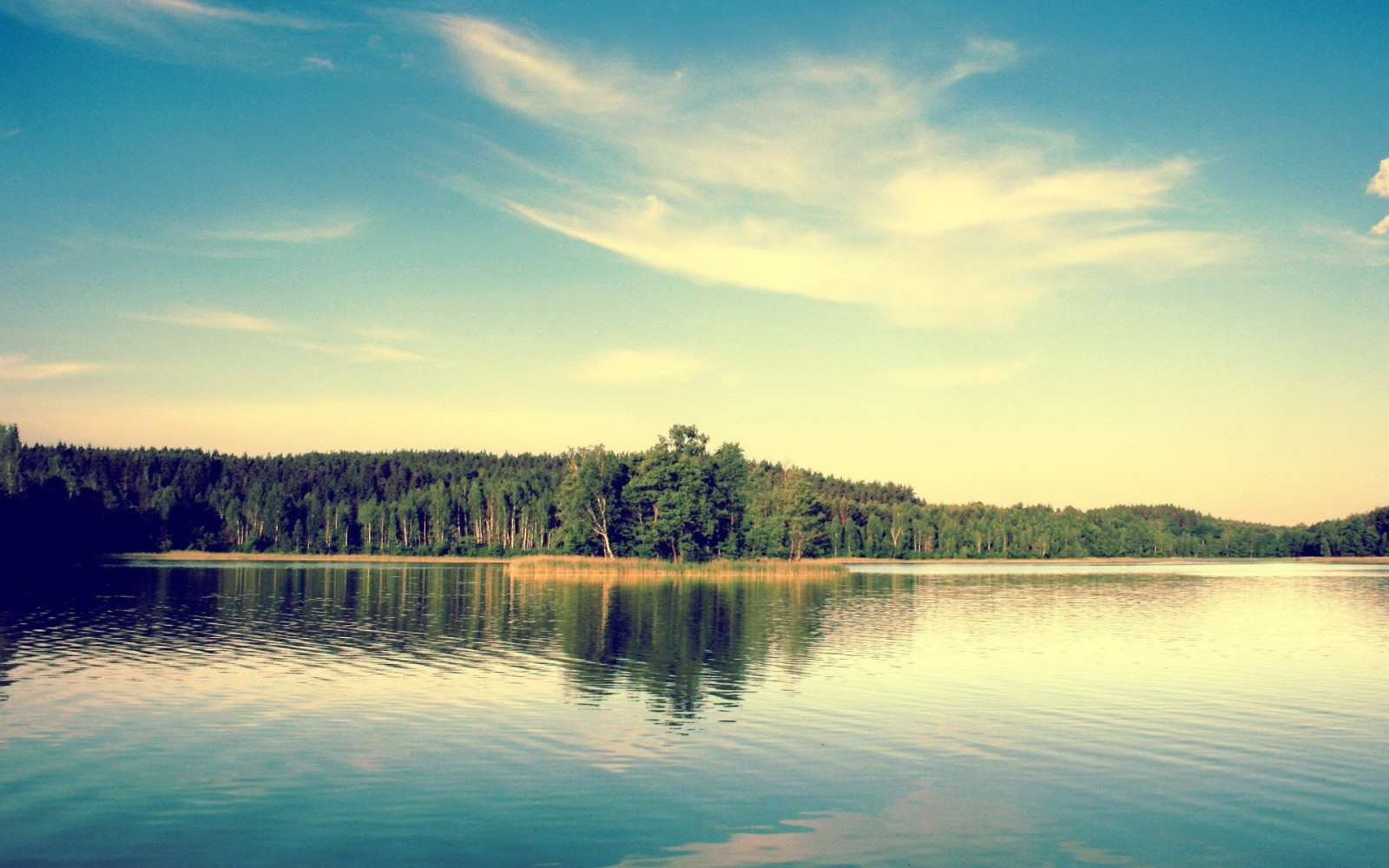 lumina soarelui, copaci, peisaj, pădure, apus de soare, mare, lac, apă, natură, reflecţie, cer, fotografie, răsărit, seară, dimineaţă, râu, orizont, amurg, nor, Munte, zori de zi, rezervor, 1920x1200 px, lac, fenomen atmosferic, corp de apa