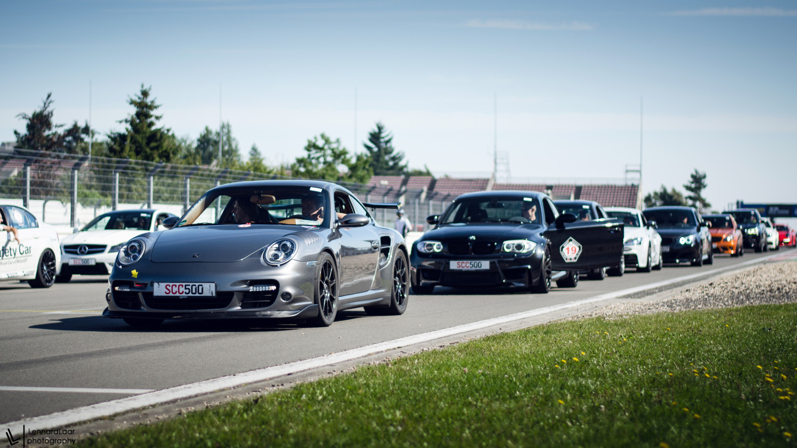 auto, pozemní vozidla, vozidlo, luxusní vůz, automobilového designu, sportovní auto, silnice, superauto, osobní luxusní automobil, kolo, rodinný vůz, automotive wheel system, výkon auta, Porsche, městské auto, výkonné auto, Porsche 911, okraj, Porsche Cayman, limuzína, technika, kompaktní vůz, ulice, Porsche 911 GT2, střední velikost auta, kupé, řidičský, sportovní sedan, road trip