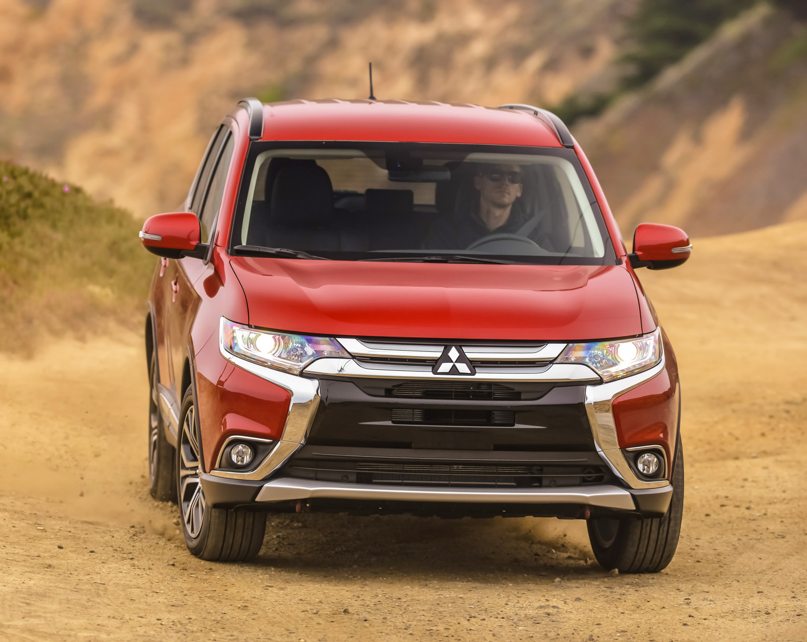 รถ, ยานพาหนะ, ฮอนด้า, มิตซูบิชิ, netcarshow, netcar, ภาพรถยนต์, ภาพรถ, 2016, รุ่น Outlander USA, ยานพาหนะบก, การออกแบบยานยนต์, ภายนอกยานยนต์, รถยนต์ทำ, กันชน, รถกะทัดรัด, กีฬายูทิลิตี้รถ, ปิด roading