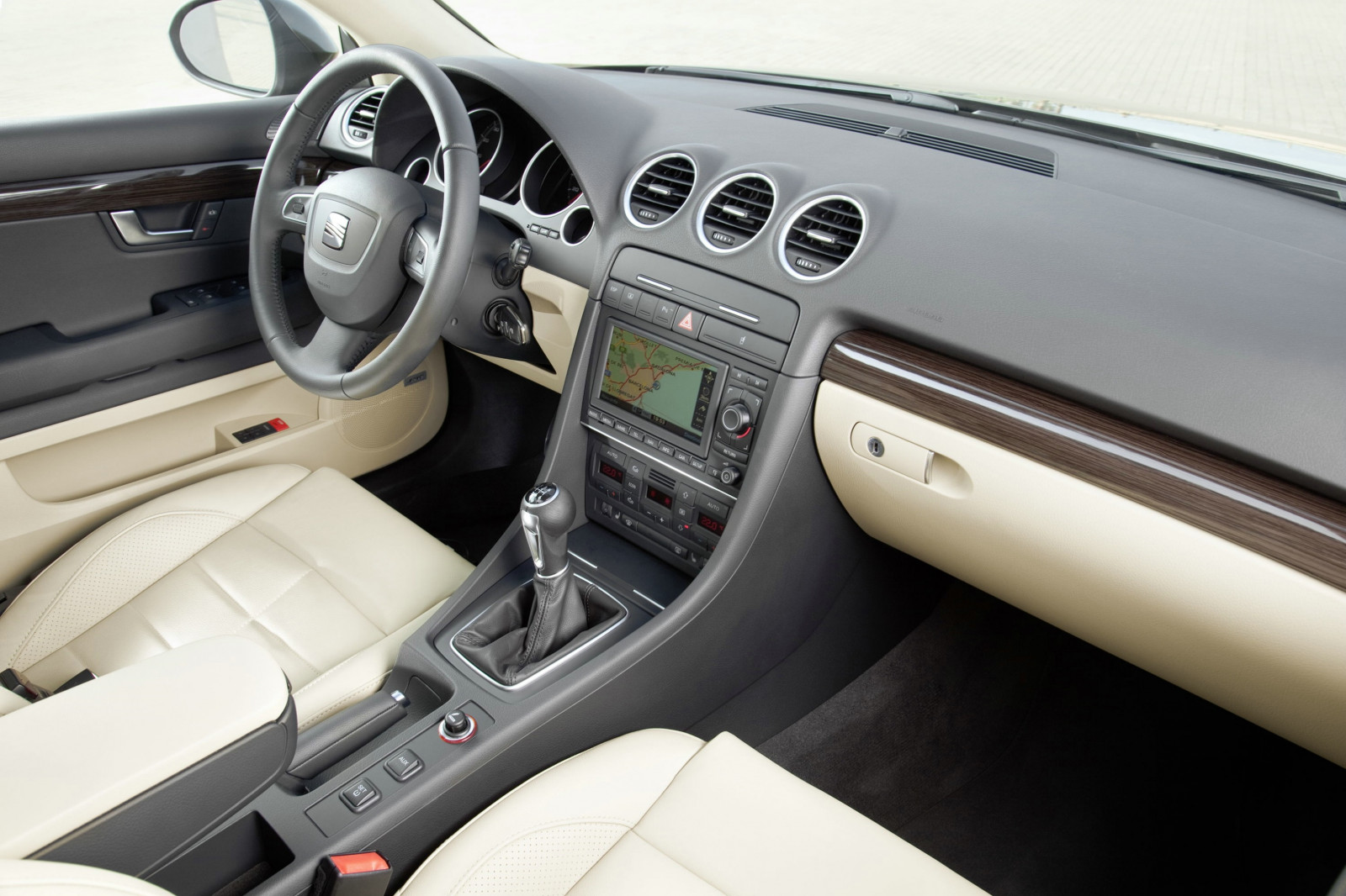 bil, køretøj, Audi, sportsvogn, coupe, Cabriolet, ydeevne bil, Sedan, Sæde, 2012, netcarshow, netcar, bil billeder, bil foto, Exeo ST, jord køretøj, automotive exterior, bil make, luksus køretøj, familie bil, kompakt bil, personlig luksus bil, udøvende bil, sport utility køretøj, audi cabriolet, Seat Exeo