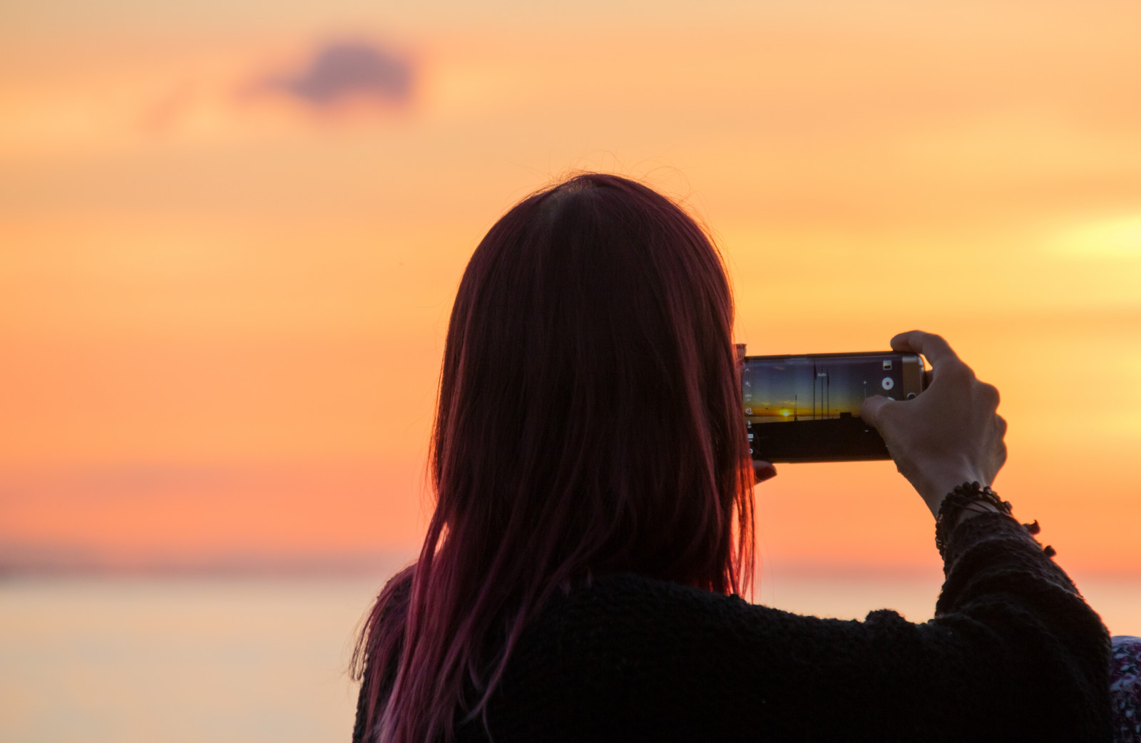 sollys, solnedgang, hav, elsker, afspejling, silhuet, solopgang, aften, morgen, Sol, horisont, telefon, skumring, emotion, romantik, Sky, daggry, kvinde, v strahamnen, solnedg ng, malmø, goodnightsun, fotografere, kvinna, exif model canoneos760d, geocountry, kamera gør kanon, geocity, kameramodel canoneos760d, geostate, geolocation, exif linse efs18200mmf3556is, exif åbning 56, exif focallength 200mm, exif gøre kanon, exif isospeed 500, mobil, interaktion