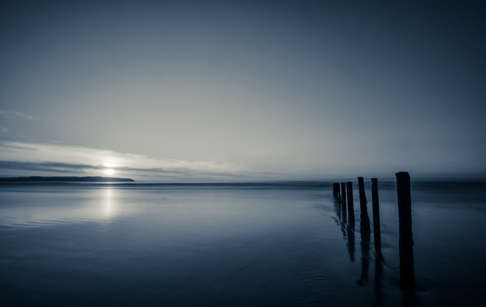 slunečnímu záření, krajina, západ slunce, moře, záliv, jezero, voda, Příroda, pobřeží, odraz, nebe, pláž, svítání, večer, ráno, mlha, pobřeží, slunce, měsíční svit, horizont, atmosféra, soumrak, světlo, mrak, svítání, oceán, vlna, tma, atmosférický jev, tělo z vody