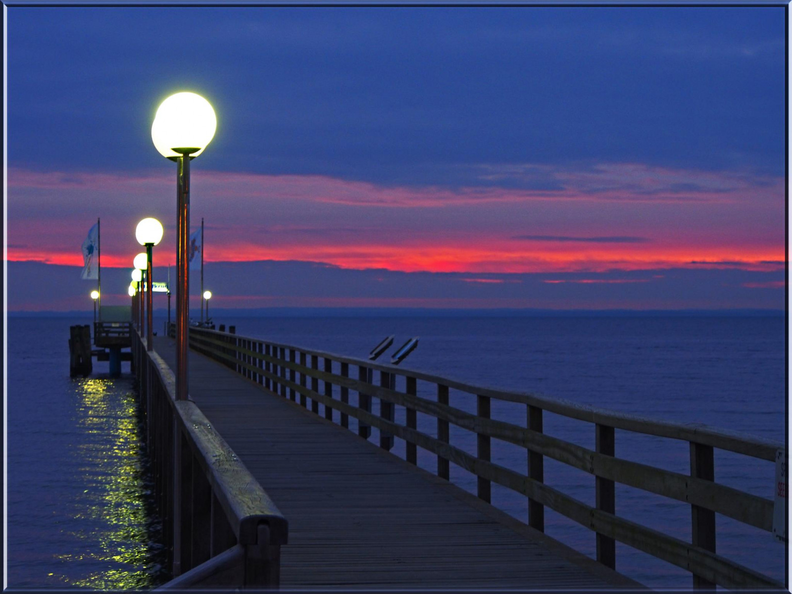 pouliční osvětlení, západ slunce, moře, Příroda, nebe, svítání, večer, Německo, věž, pobřeží, slunce, horizont, molo, soumrak, 2012, svítání, oceán, natur, Ostsee, ostseeleuchte, Baltské moře, Šlesvicko-Holštýnsko, felizquartasunset