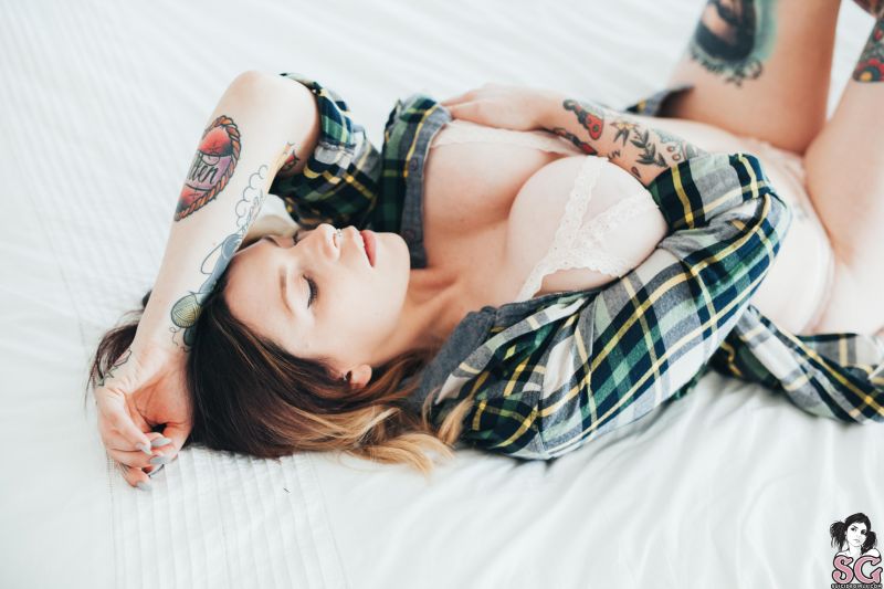 suicidegirls, bruneta, ložnice, postel, tetování, Peggysue Suicide suicidegirls, bruneta, ložnice, postel, tetování, Peggysue Suicide