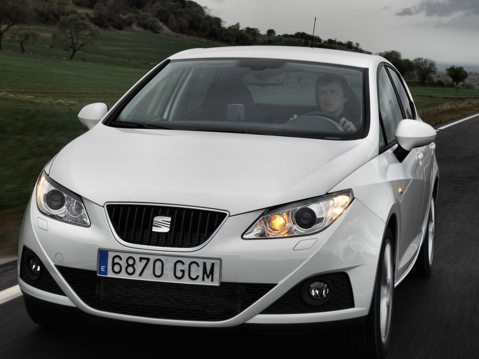 auto, vozidlo, ibiza, Sedadlo, Seat Ibiza, 2012, netcarshow, netcar, obrázky vozidel, photo auto, pozemní vozidla, automobilový exteriér, rodinný vůz, nárazník, kompaktní vůz, střední velikost auta, v plné velikosti vůz, hatchback, supermini, Bocanegra sedadla, Sedadlo le n