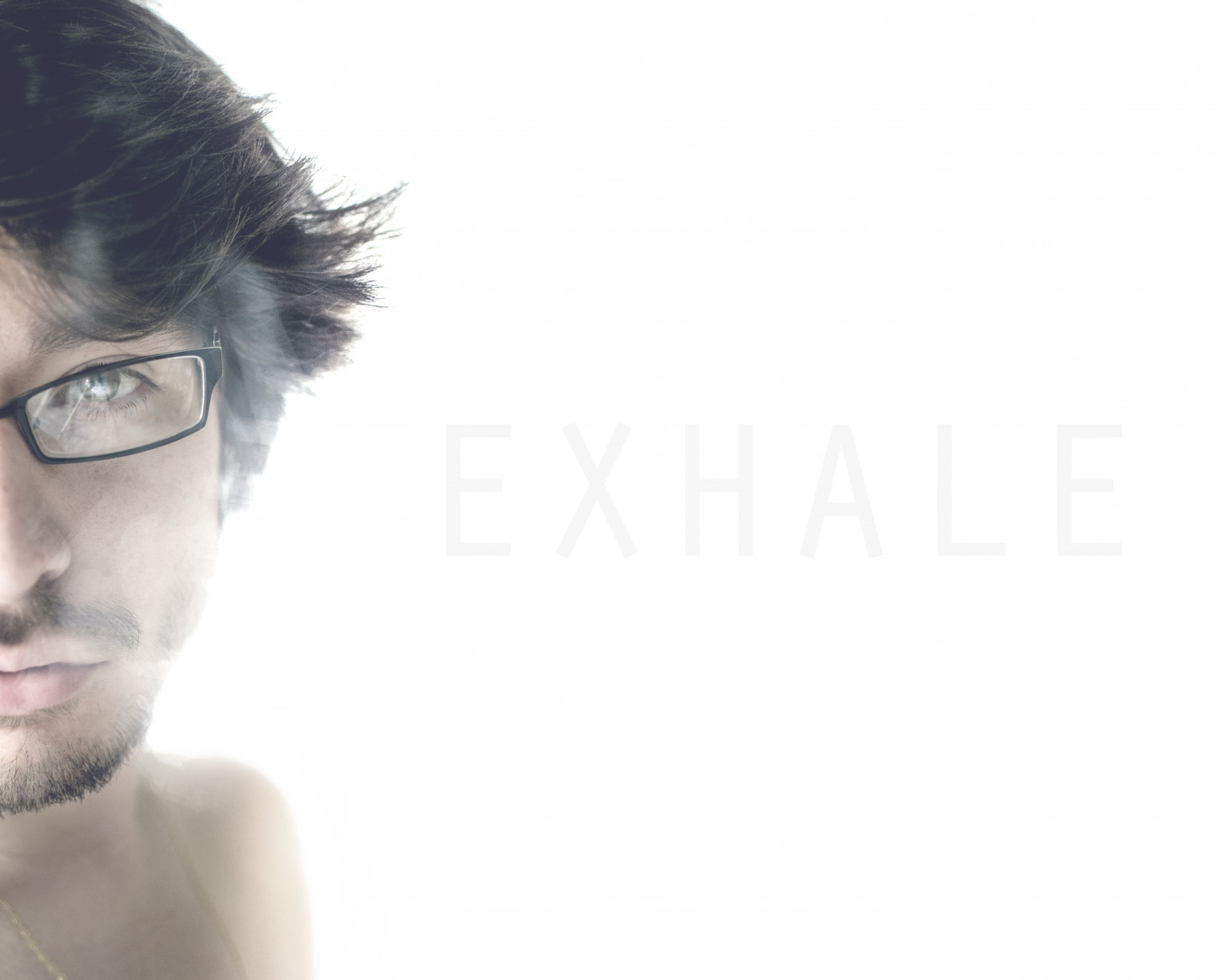 ใบหน้า, สีขาว, แนวตั้ง, การถ่ายภาพ, สูบบุหรี่, ข้อความ, ผมสีดำ, จมูก, สูง, สำคัญ, ยิ้ม, 365, คอ, ตัวเอง, โครงการ, หายใจออก, แก้ม, คาง, หู, คิ้ว, การดูแลสายตา, ใกล้ชิด, ขนตา, ผมใบหน้า, แว่นตา, หน้าผาก, ขากรรไกร, ไบรอัน, ชาเวซ