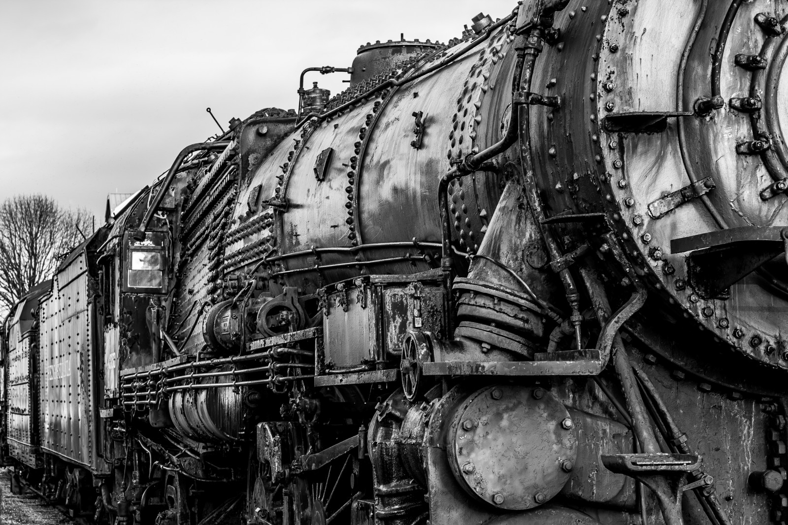 černobílý, vozidlo, vlak, doprava, lokomotiva, dráha, Černý a bílý, monochromatické fotografování, železniční doprava, kolejová vozidla, železniční vůz, Parní motor