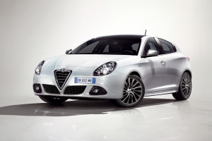 デスクトップ壁紙 Netcarshow ネットカー 車の画像 車の写真 14年 ジュリエッタ ホイール 陸上車両 自動車デザイン 自動車外装 自動車メーカー ファミリーカー バンパー エグゼクティブカー 中型車 アルファロメオジウリエッタ 5315x3495 Netcarshow