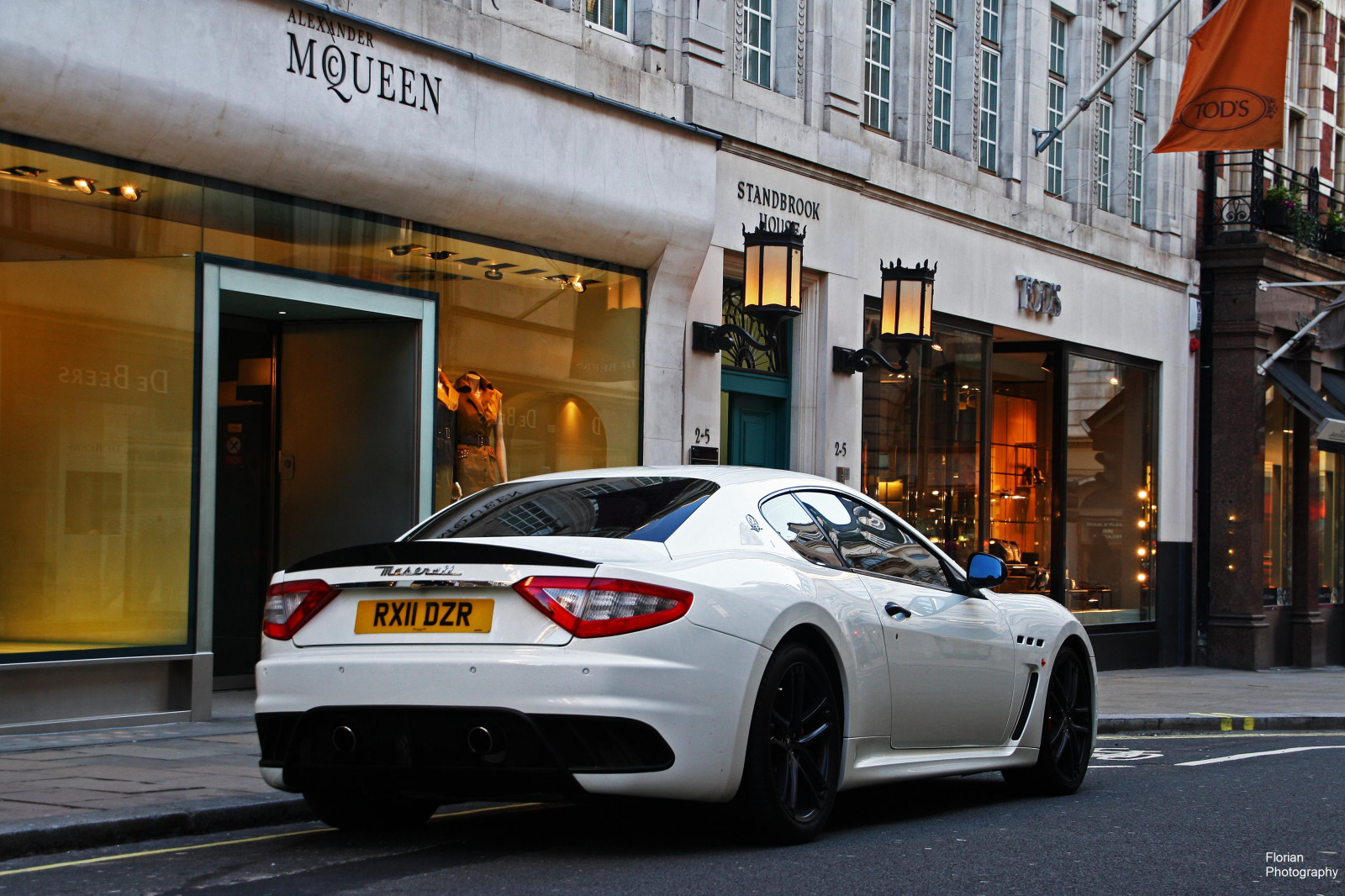 Londýn, bílý, auto, milovat, vozidlo, fotografování, Supercars, Instagram, Kánon, letní, sportovní auto, Maserati, peníze, Facebook, kupé, Google, výkon auta, Maserati GranTurismo, GT, 2012, bohatý, flickr, roztomilý, Páni, skvělý, chladný, dívky, Italia, kolo, cars, sexy, ulicích, úžasný, super, porn, Gran Turismo, V8, canoneos1000d, superauto, nejlepší, worldcars, stradale, dolce, pozemní vozidla, automobilového designu, automobil make, luxusní vůz, florian, Joly, floflo69, londonsupercars, supercarsinlondon, mcstradale, whitesupercars, maseratigranturismomcstradale, italiansupercarsnengland