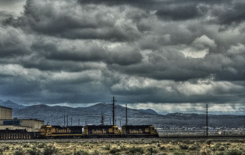 landschap,zee,hemel,trein,storm,avond