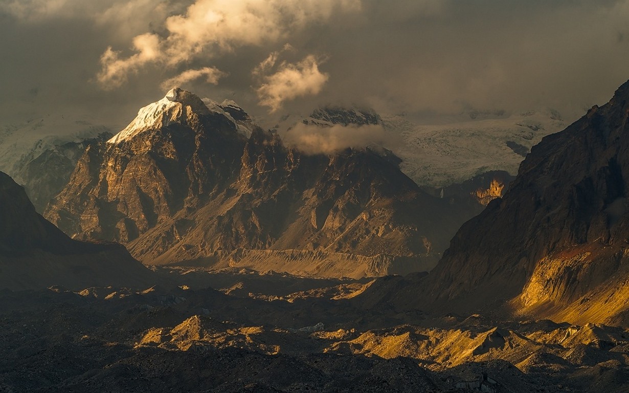 slunečnímu záření, krajina, hory, západ slunce, Skála, Příroda, mraky, svítání, zasněžený vrchol, ráno, divočina, soumrak, Alpy, vrcholek, plošina, Terén, mrak, hora, svítání, atmosférický jev, horských reliéf, landform, geografický rys, pohoří