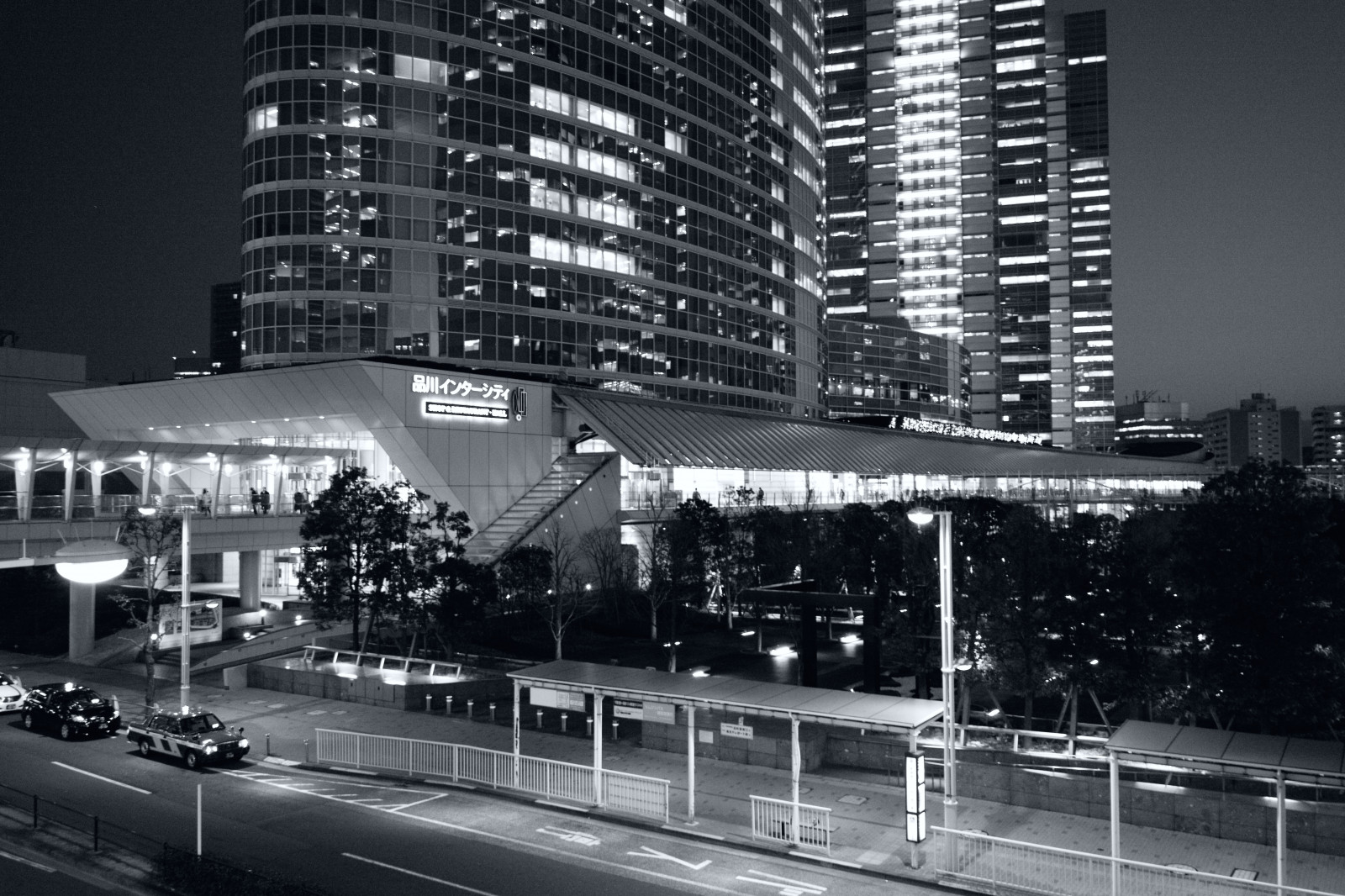 černobílý, město, ulice, panoráma města, noc, architektura, fotografování, panoráma, mrakodrap, Leica, metropole, Tokio, M, centrum, tělesné, osvětlení, tvar, tma, mezník, Shinagawa, typ240, ELMARIT, elmarit12828asph, urban area, Černý a bílý, monochromatické fotografování, Metropolitní oblast, lidské osídlení, panelový dům