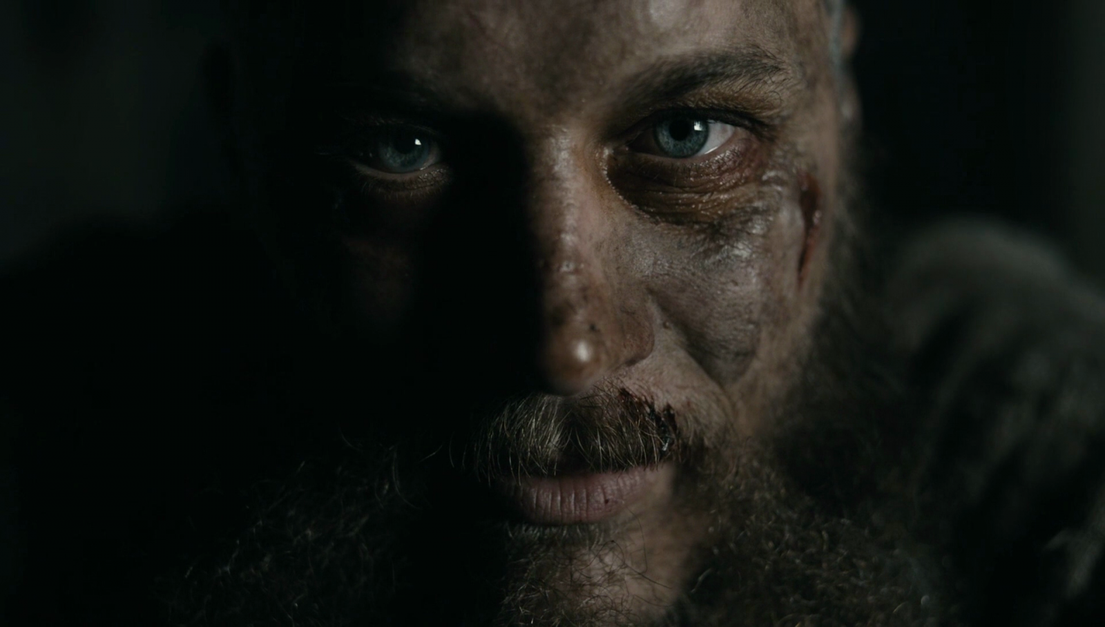 Vikingové, Ragnar Lodbrok, Travis Fimmel, tma, Snímek obrazovky, zblízka, zvláštní efekty