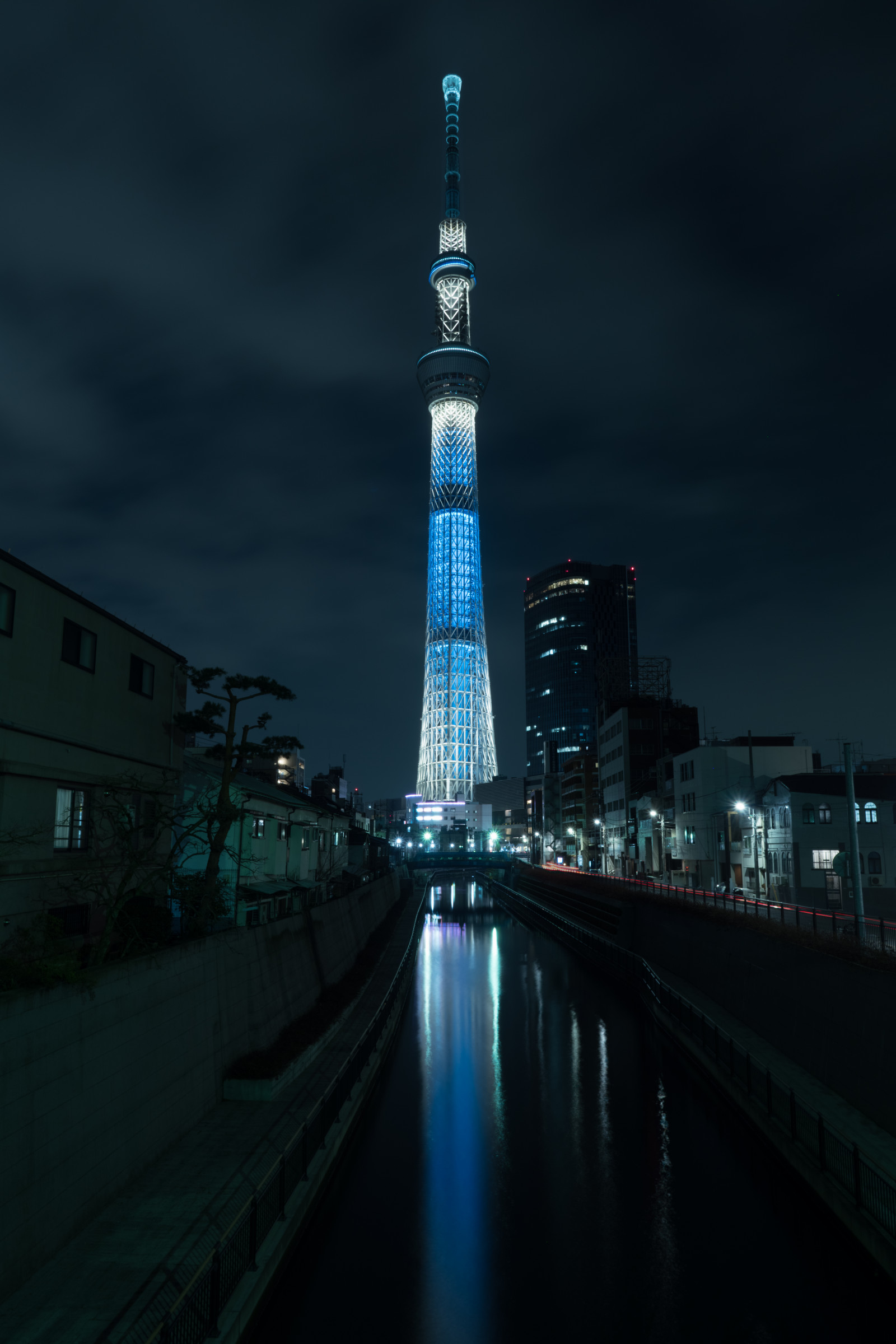 ญี่ปุ่น, เมือง, cityscape, กลางคืน, สถาปัตยกรรม, การสะท้อน, เส้นขอบฟ้า, ตึกระฟ้า, ตอนเย็น, หอคอย, สะพาน, ขอบฟ้า, พลบค่ำ, ปากกา, มหานคร, โตเกียว, Olympus, Jp, Skytree, เบา, รุ่งอรุณ, ส่องสว่าง, แสงสว่าง, ความมืด, iki, สถานที่สำคัญ, tokyoskytree, 12 นาที 20, มิซูโกะ, ปู่ย่าตายาย, zuiko, mzuikodigitaled12mmf20, เขตเมือง, บรรยากาศของโลก, ปริมณฑล, นิคมอุตสาหกรรมของมนุษย์