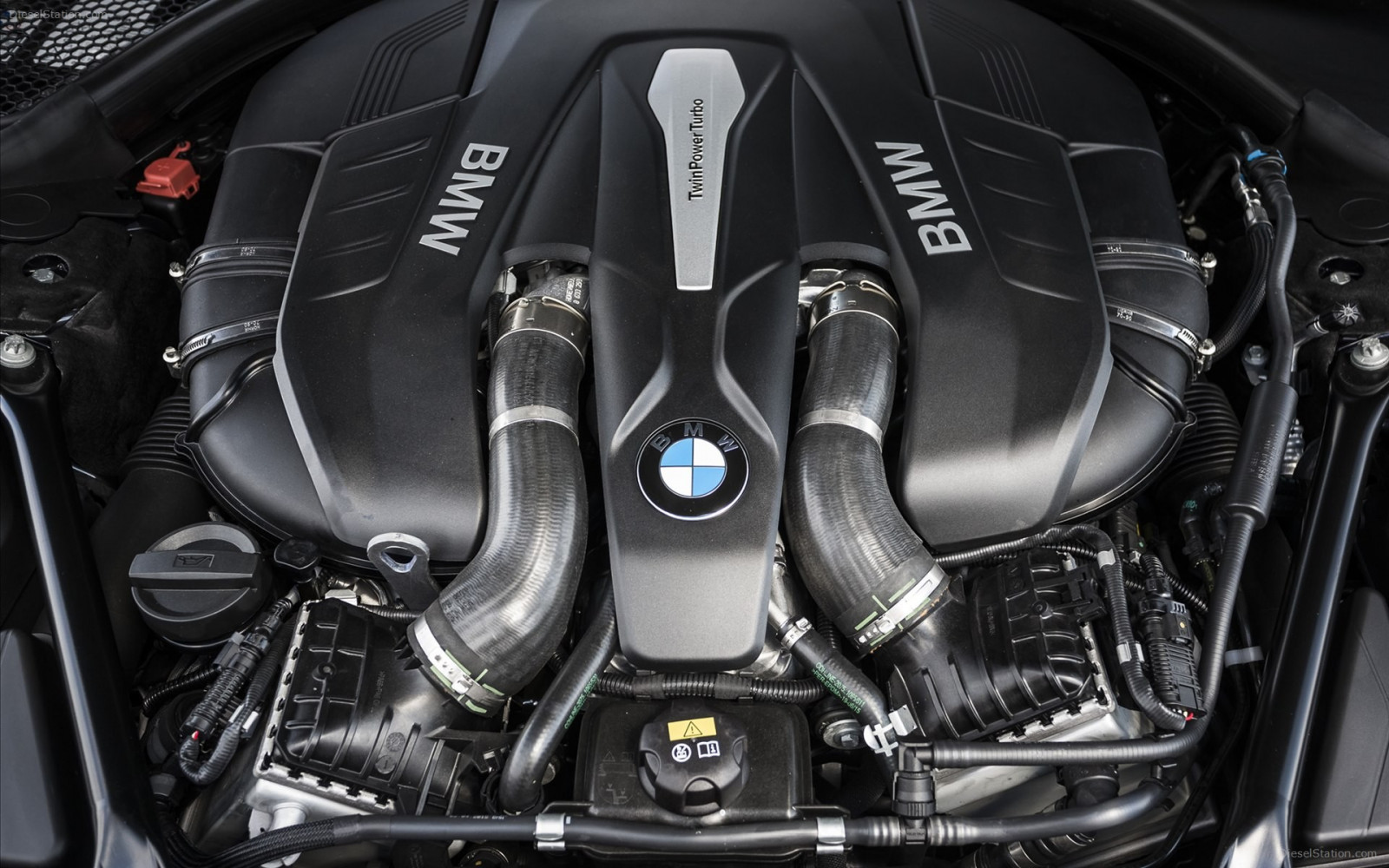 Wallpaper : BMW, sports car, engine, steering wheel, supercar ...