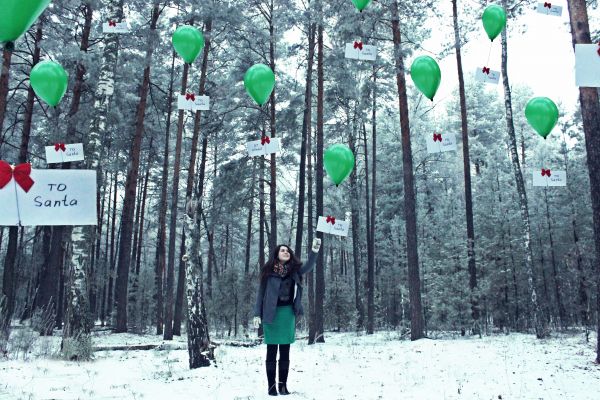 girl,santa,Christmas,wood,winter,ART