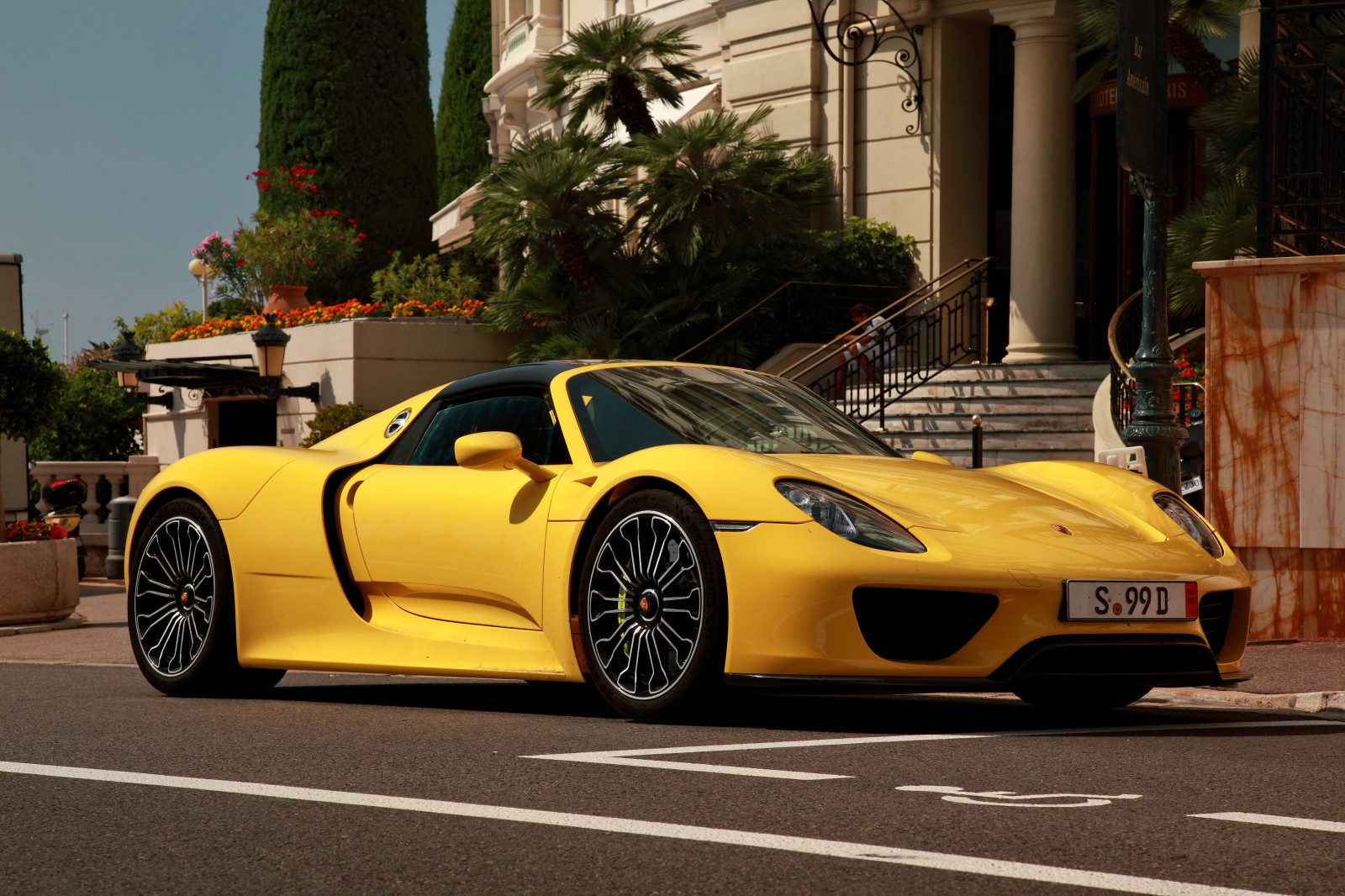 Paříž, cars, auto, žlutý, Kánon, de, eos, hotel, Spyder, Monaco, exotický, Porsche, 5 d, carlo, monte, Hybridní, superauto, exotické, Supercars, MKII, 918, Hypercar, worldcars, Hyperauta