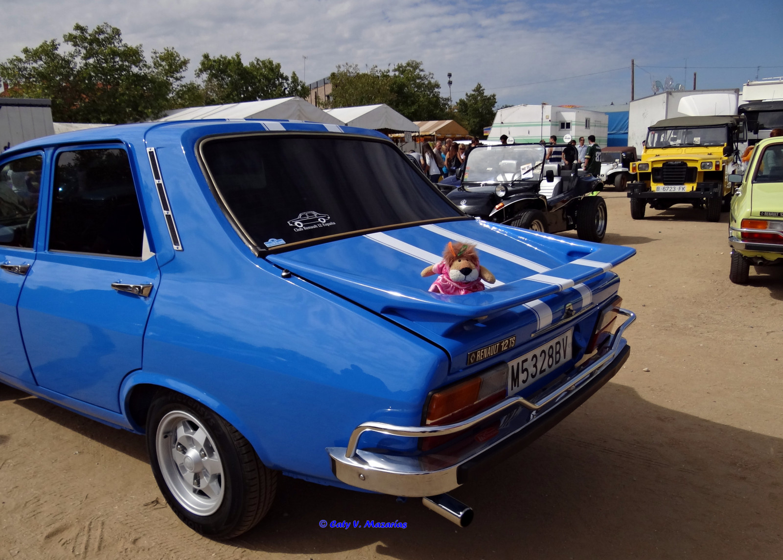 Masaüstü Madrid, mavi, Araba, Koches, Eski kilitler