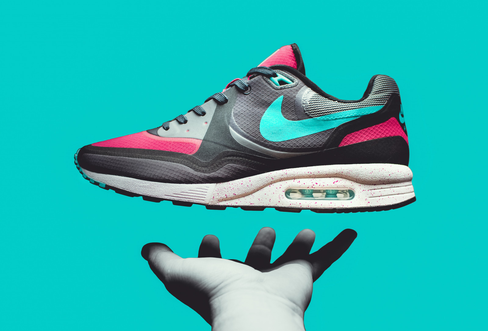 Nike, sportstøj, grøn, mode, kondisko, flydende, mærke, krikand, aqua, magenta, D7100, sko, fashionphotography, nikond7100, fodtøj, herretøj, produkt, mensfashion, udendørs sko, elektrisk blå, teamnikon, nike free, atletisk sko, tennis sko, luft maks, sneakercollection, sneakerphotography, vagrantsneaker, sneakerphotos, camerasnsneakers, camereasnsneakers, nikeairmax, nikesportswear, nion, nikeairmaxlight, euroexclusive, Hyperfuse, nikehyperfuse, nikeairmaxlighthyperfuse, running shoe, cross training shoe, product design, walking shoe