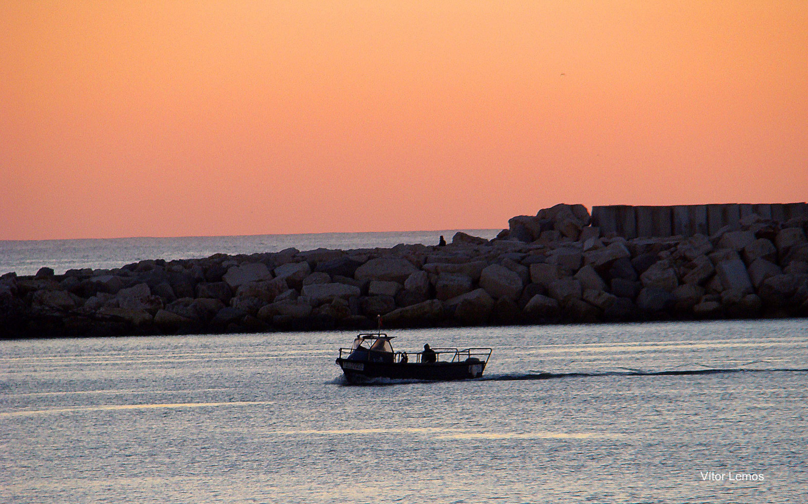 loď, západ slunce, moře, voda, nebe, svítání, uklidnit, večer, pobřeží, řeka, horizont, Sony, soumrak, slunce, svítání, oceán, Rio, Ocaso, Barco, kanál, oceano, Mondego, atlantique, vodní, Atlantico, embarcacao, figueiradafoz, coastal and oceanic landforms