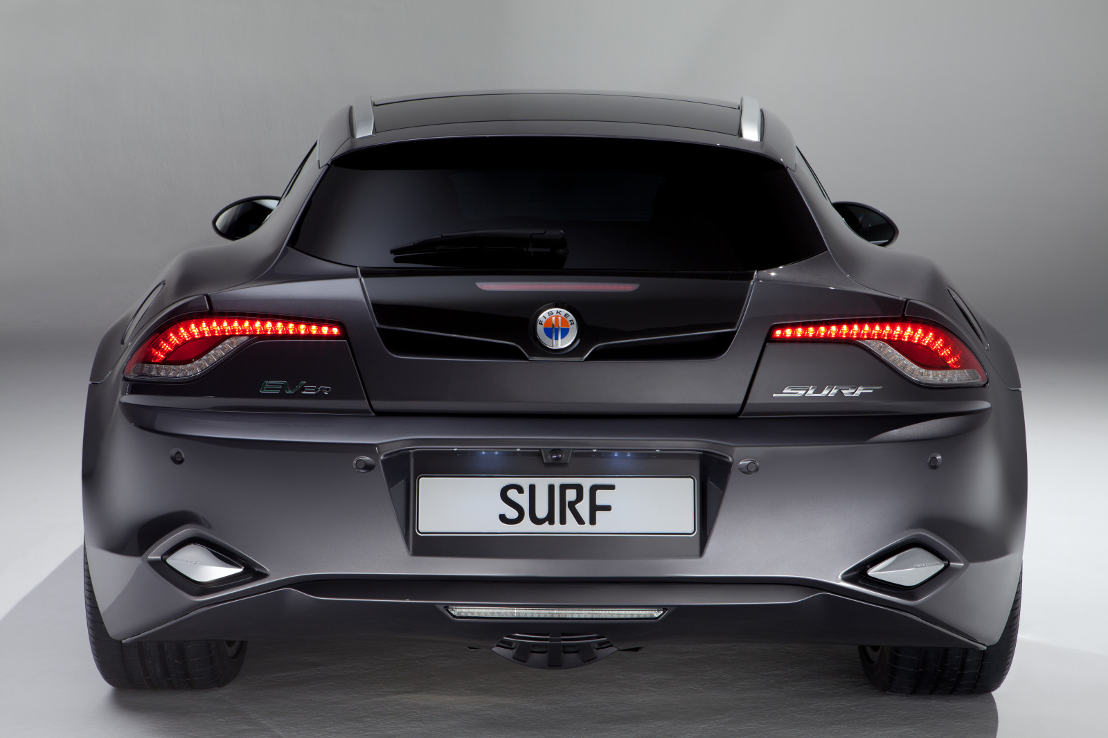 auto, BMW, vozidlo, sportovní auto, limuzína, Fisker Karma, Fisker, netcarshow, netcar, obrázky vozidel, photo auto, 2011, Surfovat, pozemní vozidla, automobilového designu, automobilový exteriér, automobil make, koncept vozu, luxusní vůz, rodinný vůz, nárazník, osobní luxusní automobil, výkonné auto, series bmw 6
