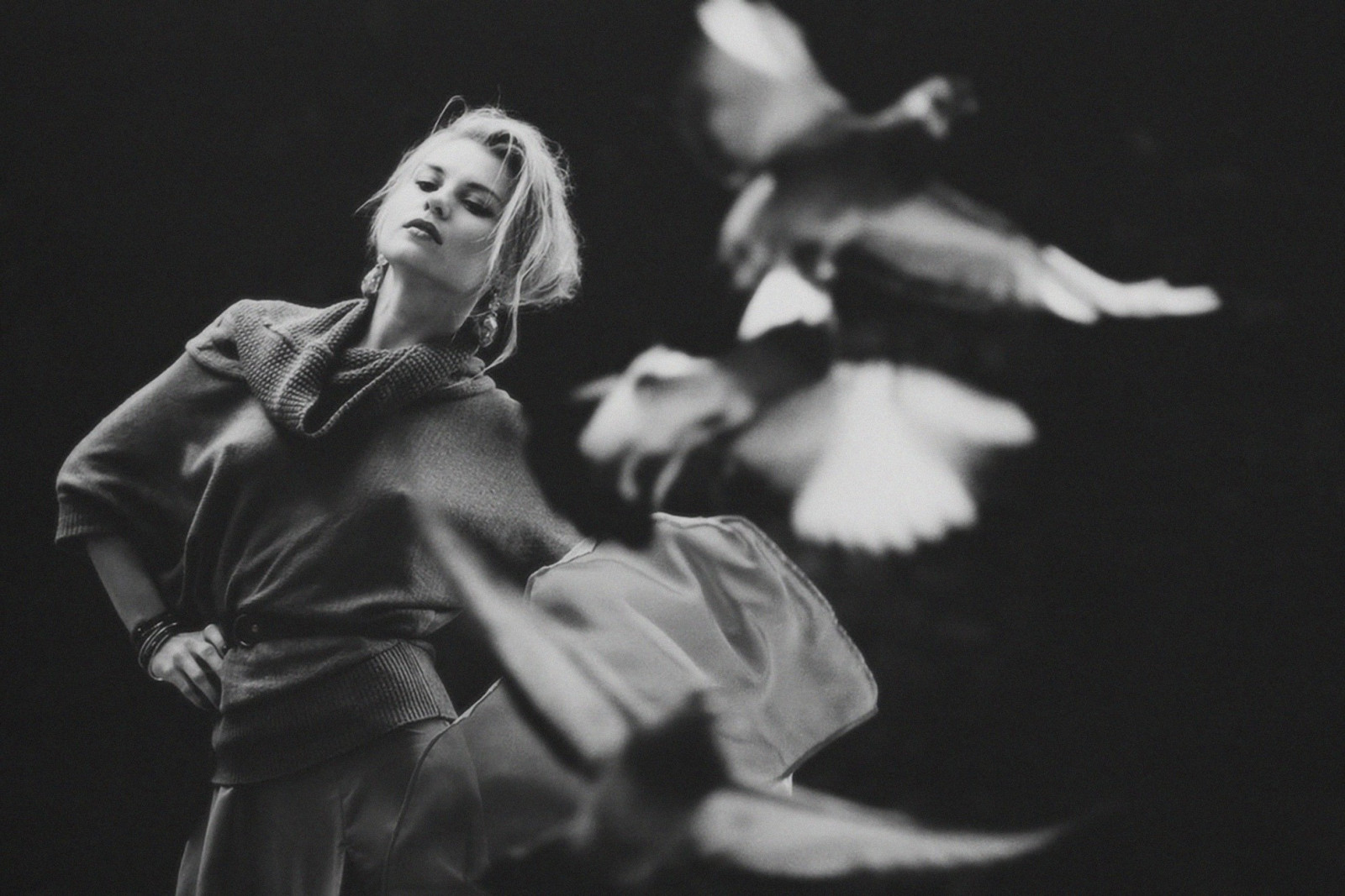 sport, mennesker, sort, fugle, Kvinder, monokrom, model, fotografering, underholdning, dans, mørke, koreografi, sort og hvid, monokrom fotografering, performance, scenekunst, moderne dans, koncert dans, 1980x1321 px