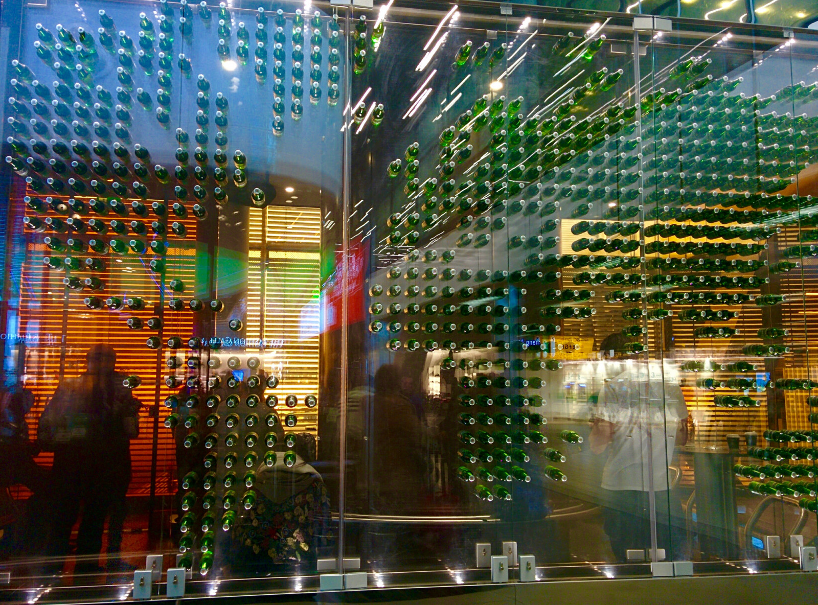 Metropolregion, die Architektur, Beleuchtung, Metropole, Touristenattraktion, Stadt, Eigentumswohnung, Glas, Stadtbild, Fassade, Baum, Nacht-, Fenster, Gebäude, Welt