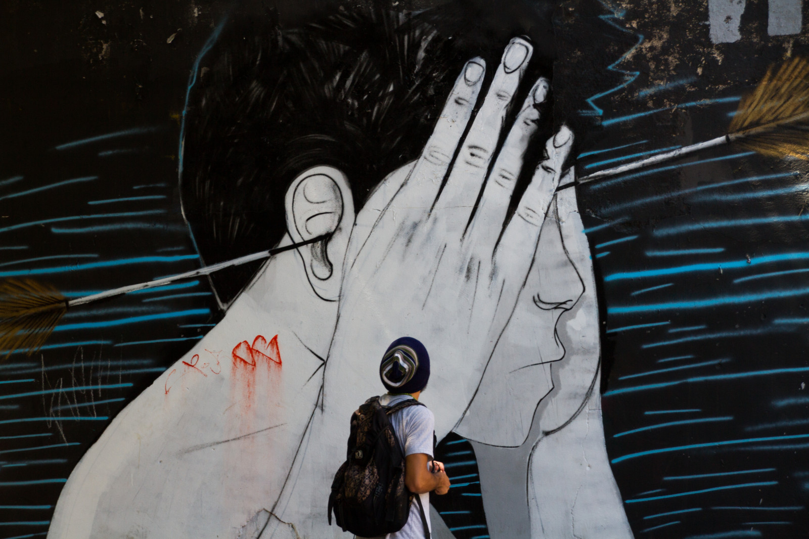 Brasilien, mennesker, by-, MinasGerais, Muro, KUNST, væg, Brasil, Canon, Person, fotografering, graffiti, Foto, Pessoa, downtown, Minas, Gerais, foto, br, leder, arte, ar, gente, udendørs, ser, centro, MG, at se, 7d, Urbana, Urbano, Belohorizonte, ao, Fotografia, livre, Parede, horizonte, bh, Grafite, Lightroom, belo, observando, olhando, centrodacidade, aoarlivre, centrodebh, canon7d, centrodebelohorizonte