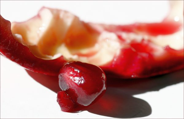 pomegranate, 35afavouritefoodfor117in2017, 117in2017, 117picturesin2017, afavouritefoodfor117in2017, afavouritefood