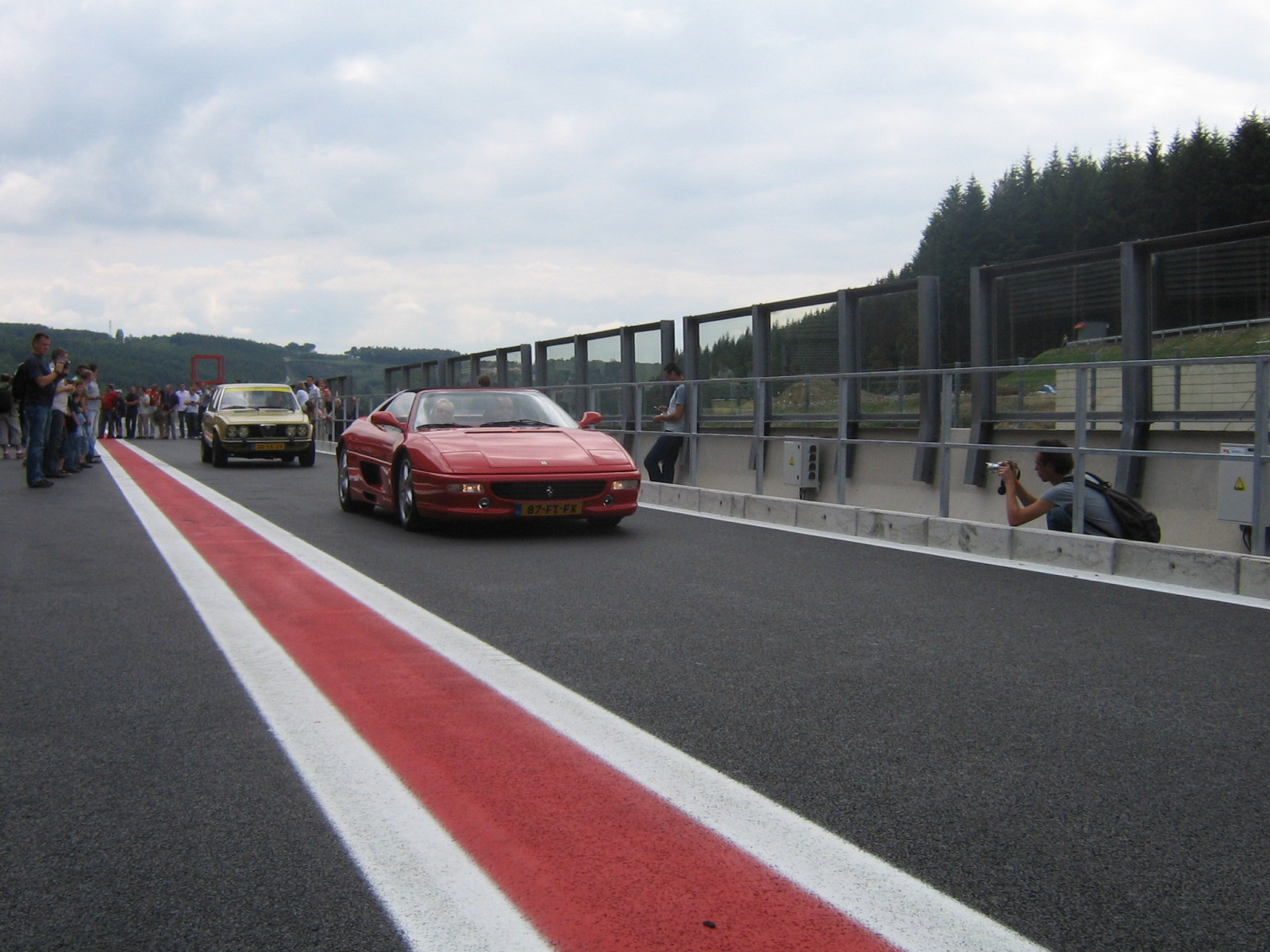 auto, veicolo, auto sportiva, Ferrari, trasporto, guida, 2010, netcarshow, netcar, immagini di auto, auto foto, F355 GTS, gara, supercar, corsia, marca di automobile, veicolo di lusso, pista