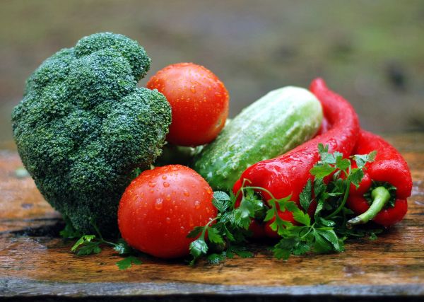 food,fruit,tomatoes,vegetables,strawberries,Cucumber