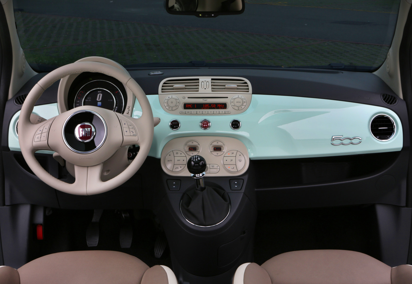 Auto, Fahrzeug, 2015, Lenkrad, Fiat 500, FIAT, Netcarshow, Netcar, Auto Bilder, Auto Foto, 500 Kult, Rad, Landfahrzeug, Automobil-Design, Automotive außen, Automobil machen, Familienwagen, Stadtauto