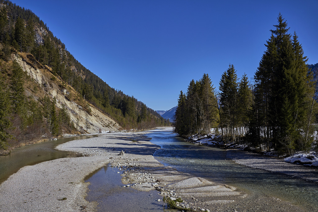 krajina, jezero, voda, Skála, Příroda, sníh, zima, Německo, řeka, národní park, údolí, divočina, proud, Leica, Bavaria, strom, hora, deutschland, stezka, Rychlý, leicam, typ240, oberbayern, spiegelung, jezero, horských reliéf, landform, geografický rys, tělo z vody, pohoří, únor, colorefexpro4, captureone10, leicasummilux35mmf14asphii, Isar, vorderris