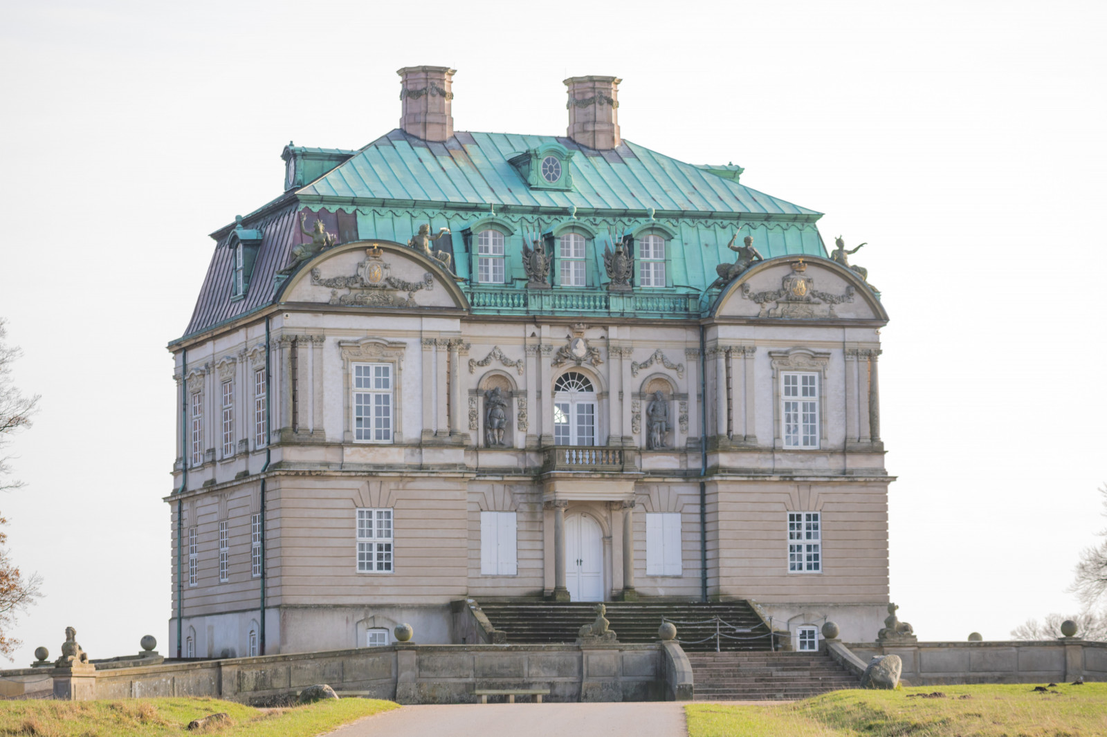 les, architektura, budova, park, Dánsko, kaple, majetek, les, Danmark, Skog, exif modelu canoneos760d, geocountry, Kamera aby kánon, geocity, Model fotoaparátu canoneos760d, geostate, geolocation, exif aby kánon, EXIF isospeed 100, EXIF otvor 50, exif focallength 70mm, EXIF ef70300mmf456lisusm čočka, Dyrehaven, j gersborg, j gersborgdyrehave, ermitaget, mezník, panské sídlo, fasáda, synagóga