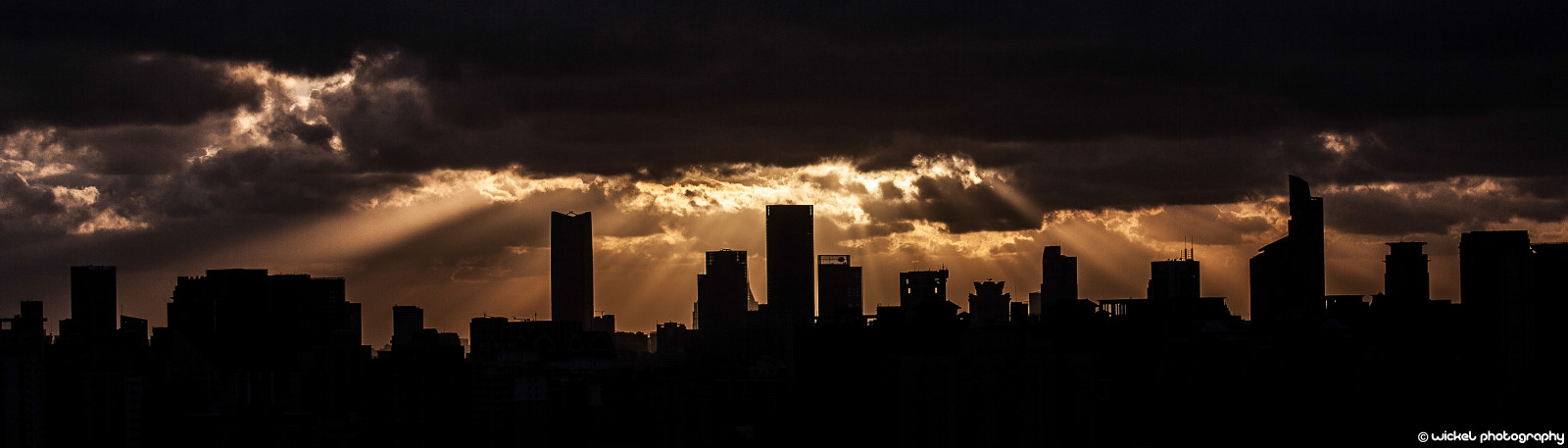 500px, město, panoráma města, noc, nebe, kouř, Blesk, panoráma, mrakodrap, večer, atmosféra, soumrak, metropole, Shanghai, půlnoc, mrak, centrum, tma, během dne, Gettyimages, počítač tapeta, Metropolitní oblast, meteorologický jev, jev, Wickel, Lofter, Weibo, Neteasy