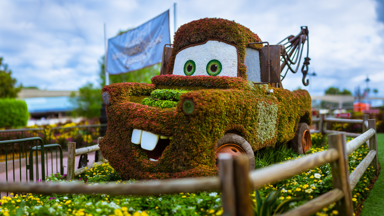 panoráma, květ, cars, festival, nákladní auto, plot, zahrada, film, Epcot, topiary, bokeh, pano, Mater, panoramatický, Disney, Pixar, animace, WDW, vlek, topiaries, fav25