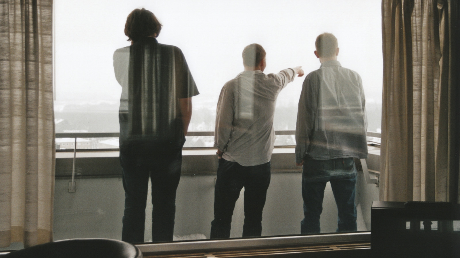 Wallpaper : the radio dept, window, back, band, hand 1920x1080 ...