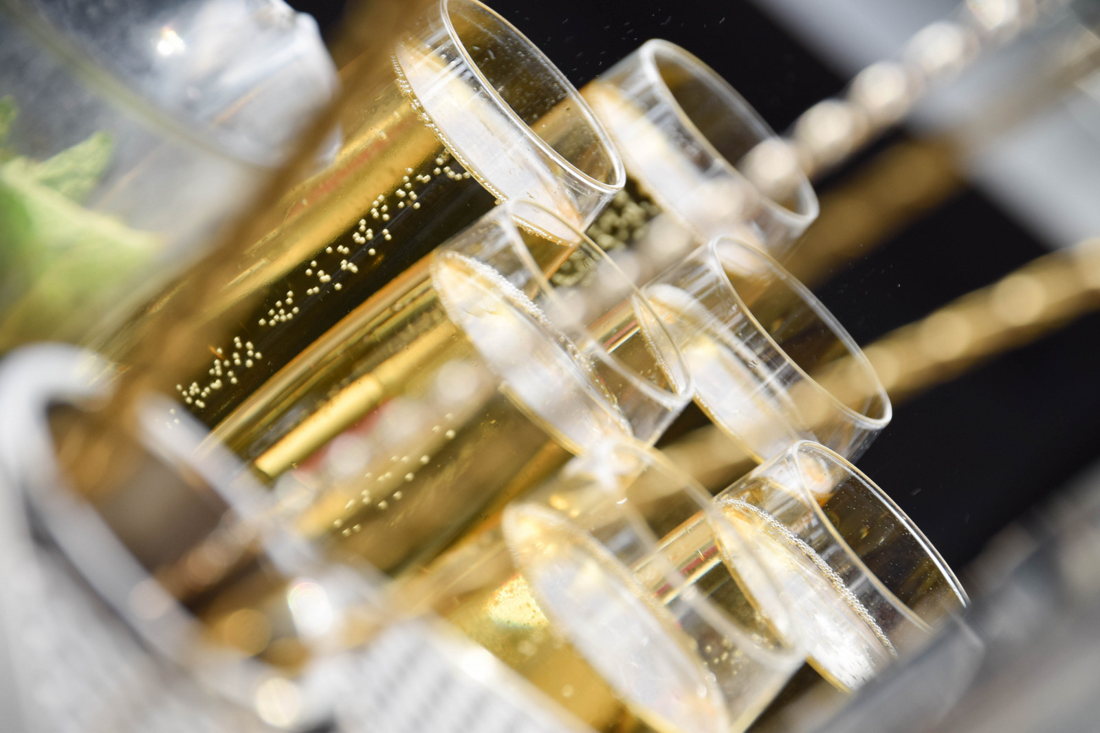 víno, hotel, bar, Švédsko, zlato, Sverige, sk nel n, se, Malm živě, Malmo, SkyBar, é, consert, congresscenter, clarionhotel, clarionmalm živě, zblízka, makro fotografie