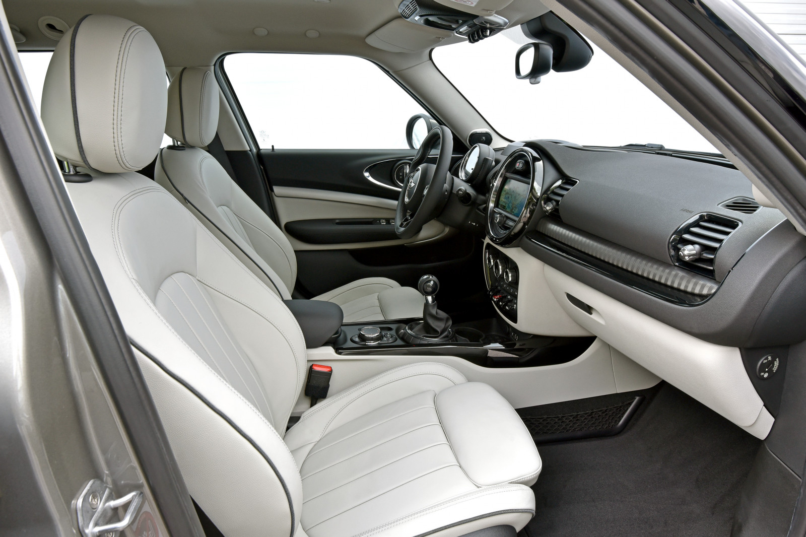 auto, BMW, vozidlo, mini, limuzína, BMW X1, netcarshow, netcar, obrázky vozidel, photo auto, 2016, Clubman Cooper D, pozemní vozidla, automobilový exteriér, automobil make, luxusní vůz, rodinný vůz, kompaktní vůz, crossover sUV, výkonné auto, sportovní užitkové vozidlo, střední velikost auta