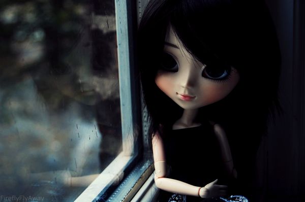 black,window,green,eyes,anime,sitting